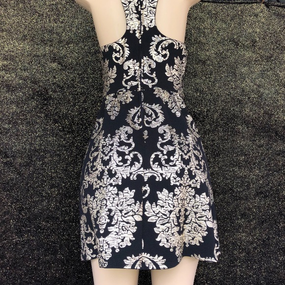 B. Darlin dress Black & Gold dress - Picture 4 of 5